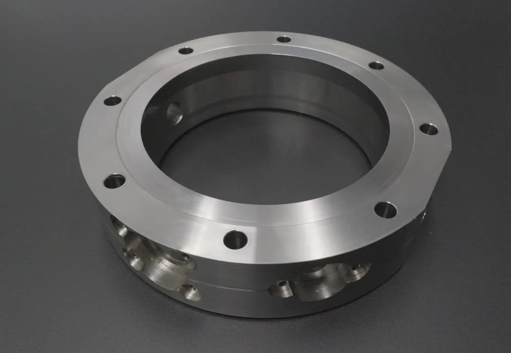 Vacuum flange cylinder machining example